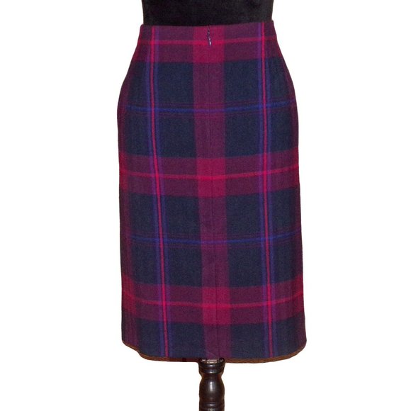 NWT Tommy Hilfiger Plaid Skirt - Picture 3 of 4